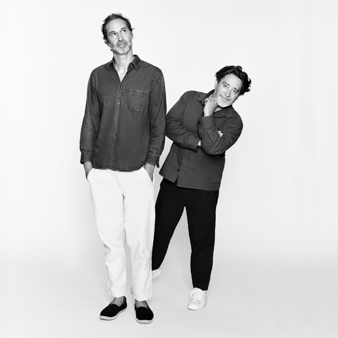 Bell Lamp di Edward Barber e Jay Osgerby Tela Monogram Bauli, Viaggio e Casa Casa e Art de la Table Objets Nomades – Collezione d’Arredamento | LOUIS VUITTON